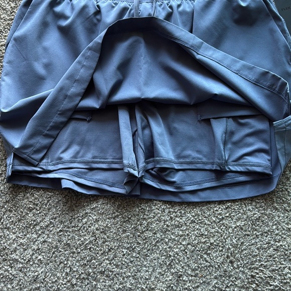 Side Pocket Athleisure Skort - Picture 6 of 7